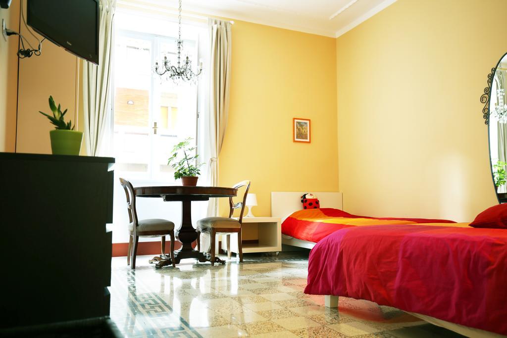 Giulietta Al Colosseo B&B Rome Bilik gambar