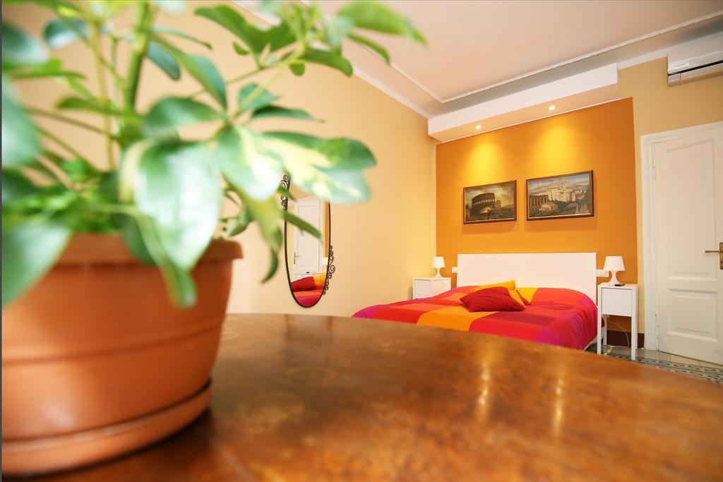 Giulietta Al Colosseo B&B Rome Bilik gambar